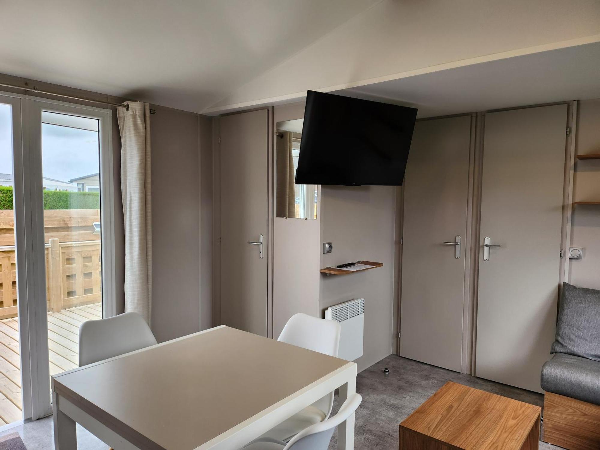 Le Clos Tranquille Hotel Gonneville-en-Auge ภายนอก รูปภาพ