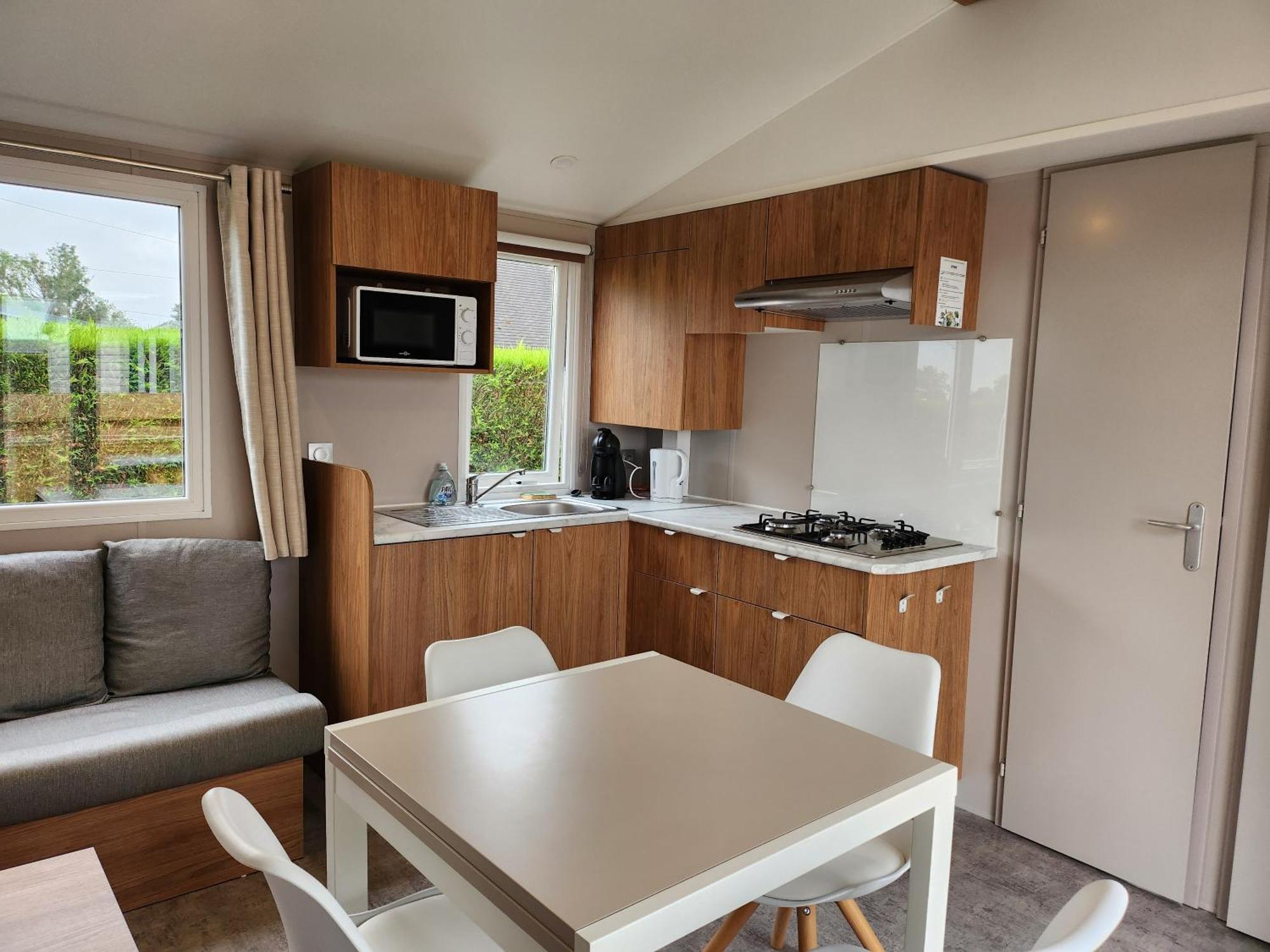 Le Clos Tranquille Hotel Gonneville-en-Auge ภายนอก รูปภาพ