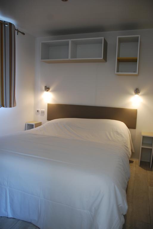 Le Clos Tranquille Hotel Gonneville-en-Auge ภายนอก รูปภาพ